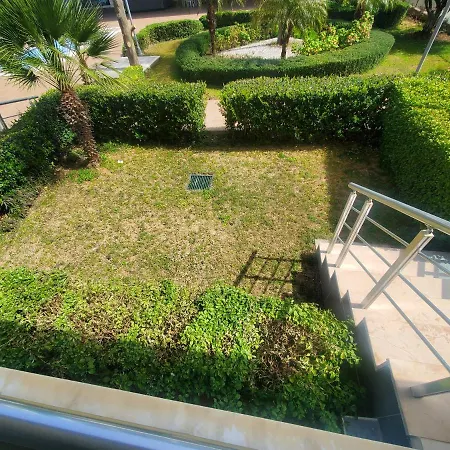 5 Stars Compound With Private Garden, Near The Sea Daire Alanya