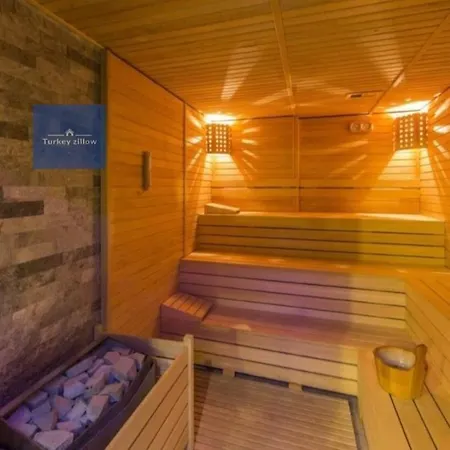 5 Stars Compound With Private Garden, Near The Sea *